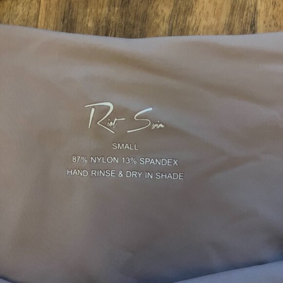 UNWORN Beach Riot highwaisted purple bikini - Picture 4 of 5